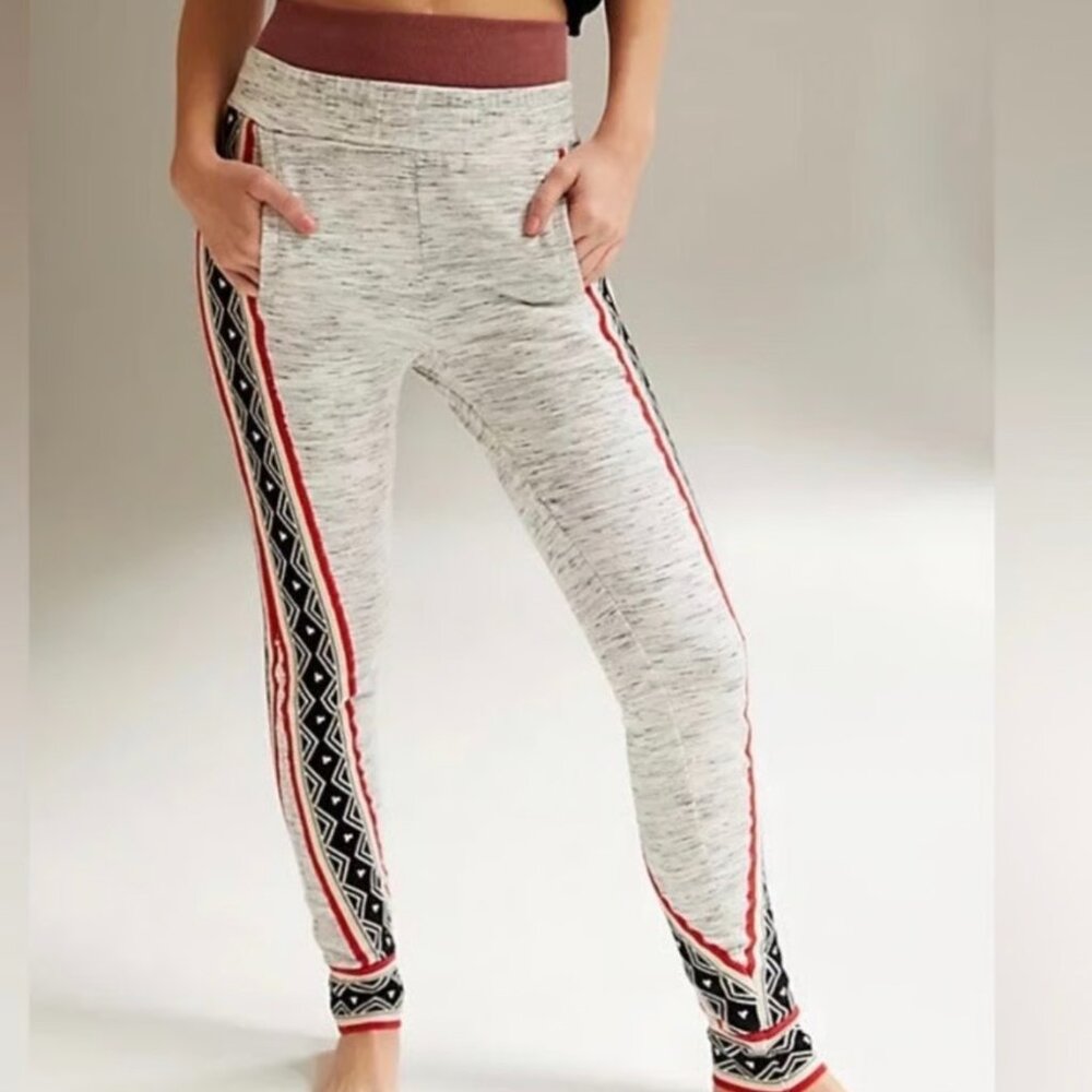 Free People Movement Ridge leggings Jogger sweatpants NEW Size XS